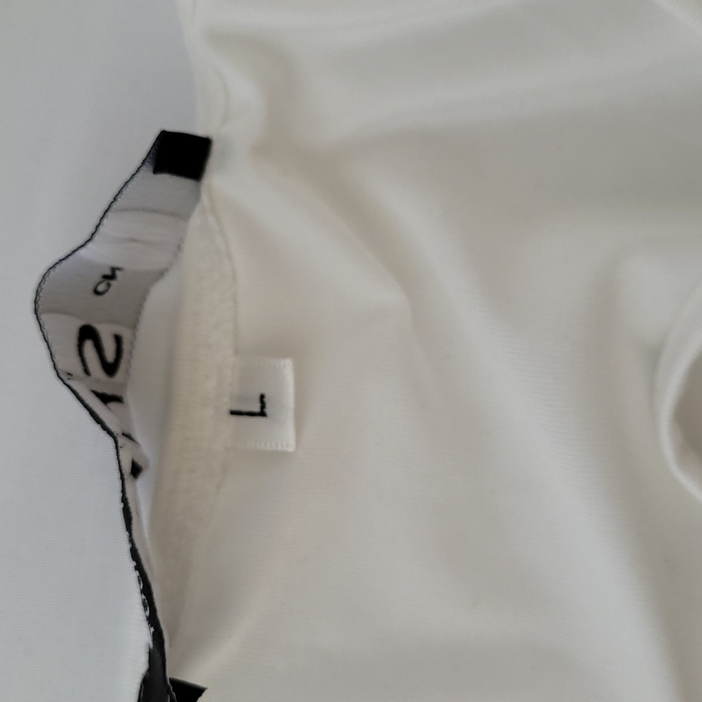 Shirt - Picture 5 of 5
